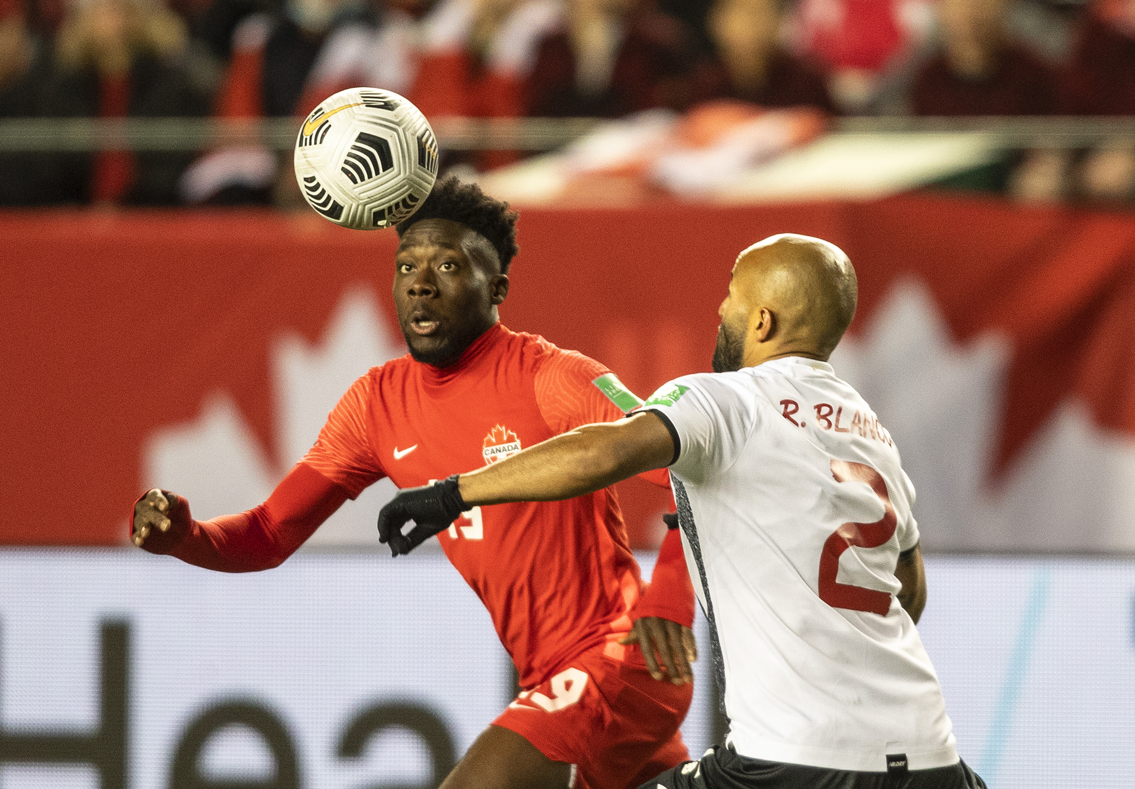 九游-姆巴佩新星锐不可当表现突出，加拿大队前途光明！全场沸腾不已(姆巴佩正式宣布退役)